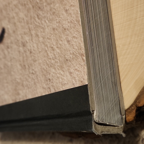 Only What's Necessary Peanuts Charles Schulz Hardcover Book Abrams Comic Arts - Picture 3 of 10